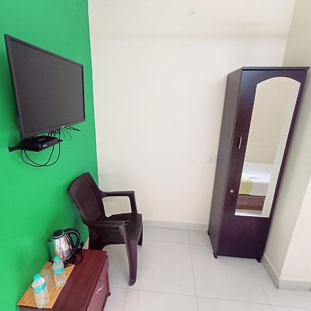 Green Tree Hotel-Near Vfs Global And Ramee Mall Chennai Eksteriør bilde