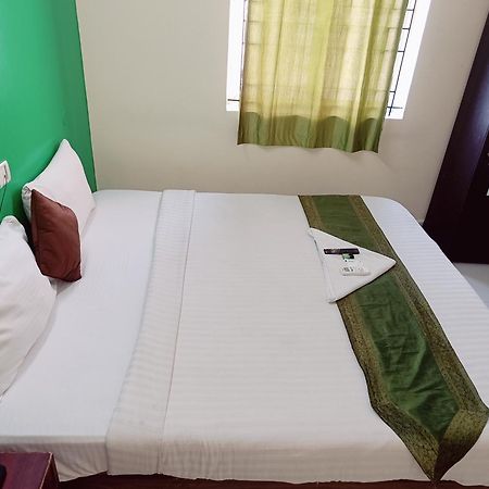 Green Tree Hotel-Near Vfs Global And Ramee Mall Chennai Eksteriør bilde