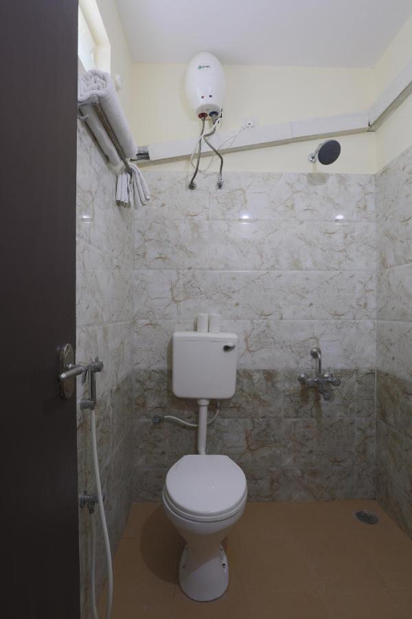 Green Tree Hotel-Near Vfs Global And Ramee Mall Chennai Eksteriør bilde