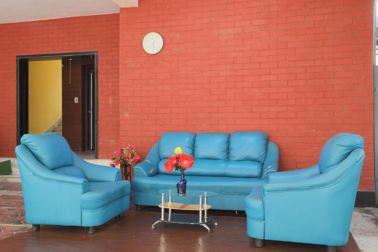 Green Tree Hotel-Near Vfs Global And Ramee Mall Chennai Eksteriør bilde