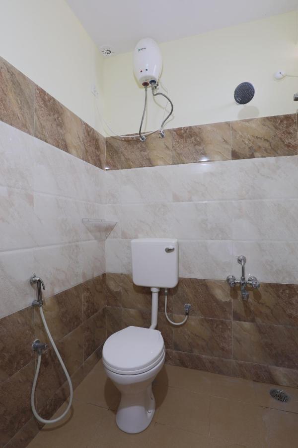 Green Tree Hotel-Near Vfs Global And Ramee Mall Chennai Eksteriør bilde