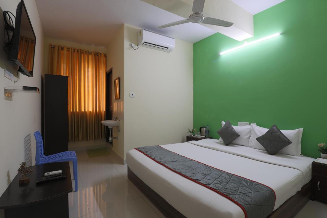 Green Tree Hotel-Near Vfs Global And Ramee Mall Chennai Eksteriør bilde