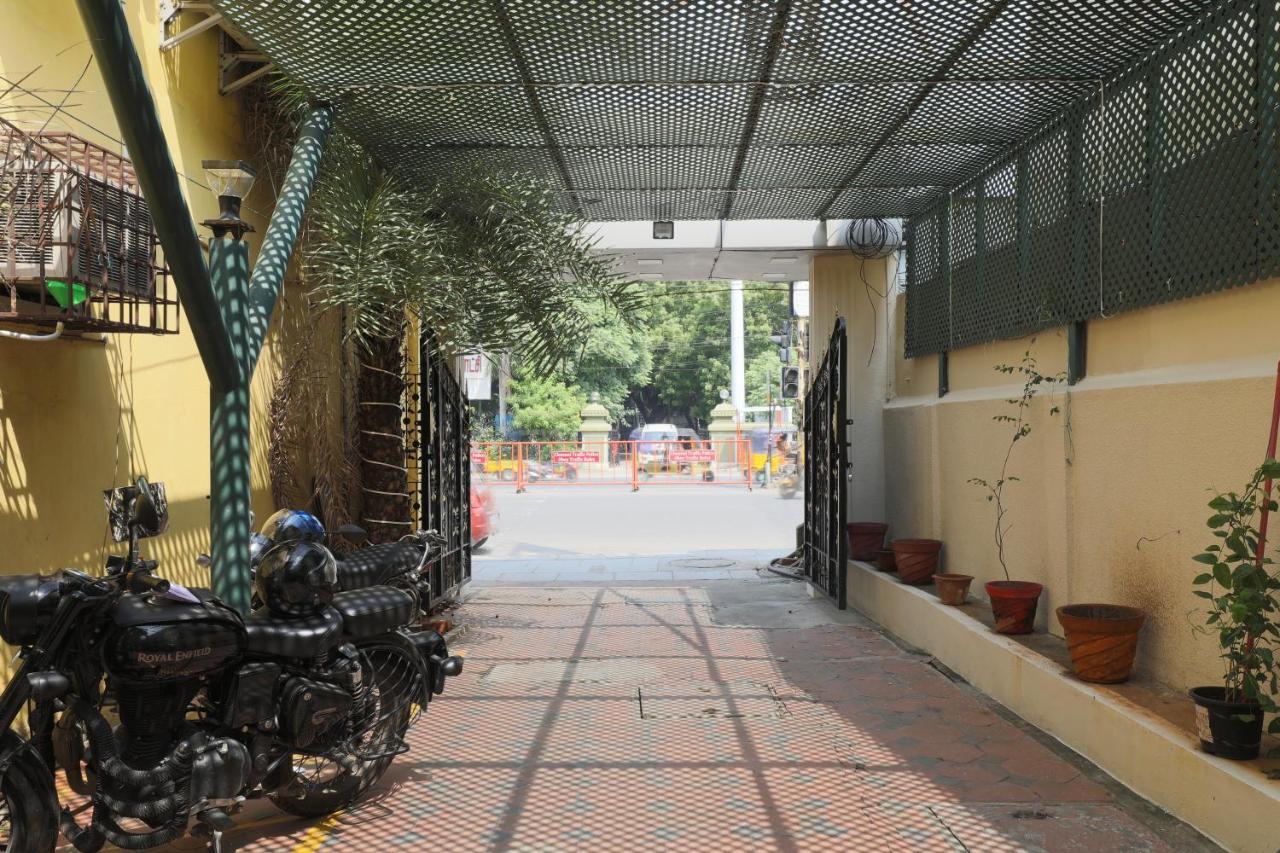 Green Tree Hotel-Near Vfs Global And Ramee Mall Chennai Eksteriør bilde