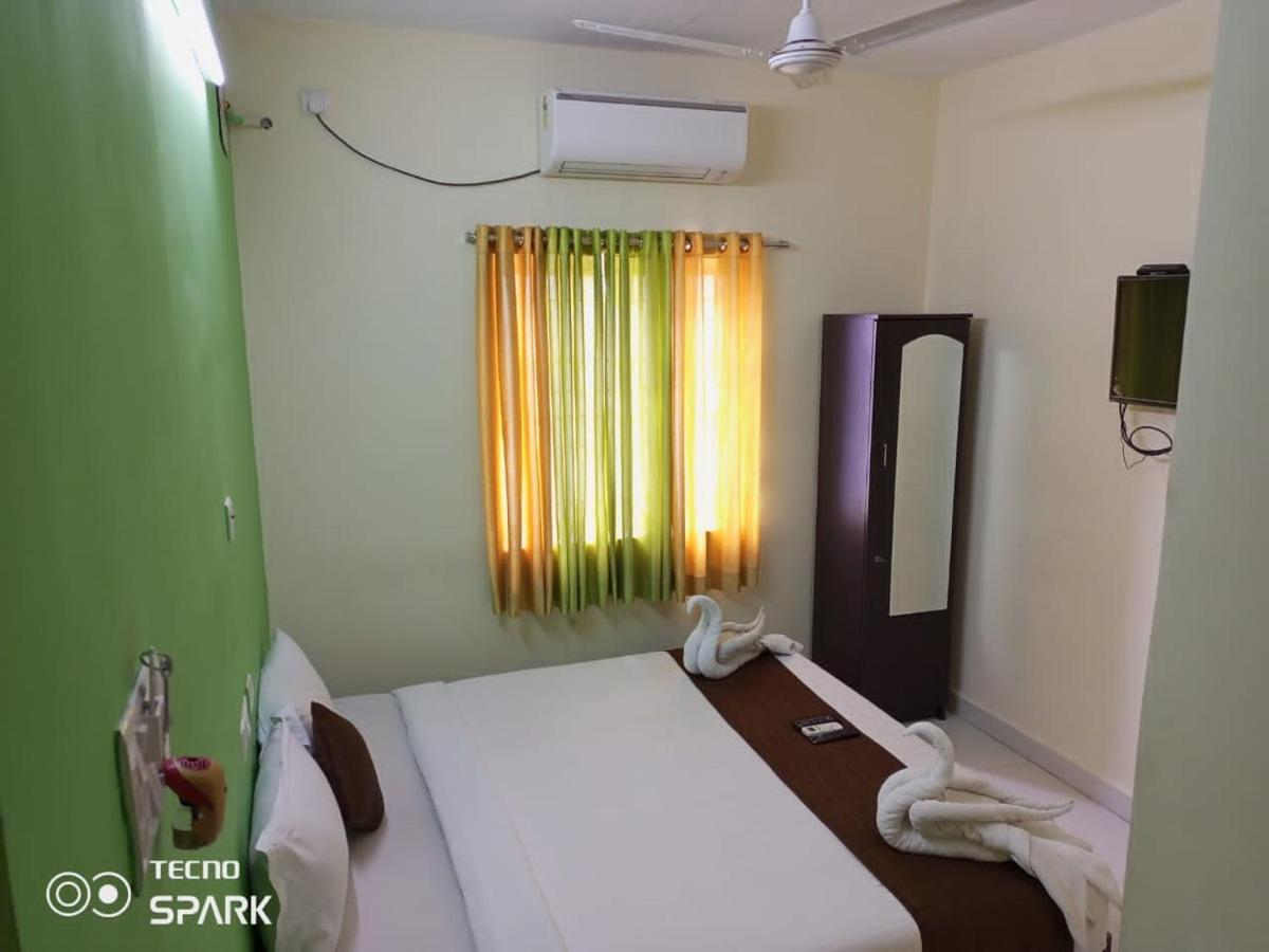 Green Tree Hotel-Near Vfs Global And Ramee Mall Chennai Eksteriør bilde