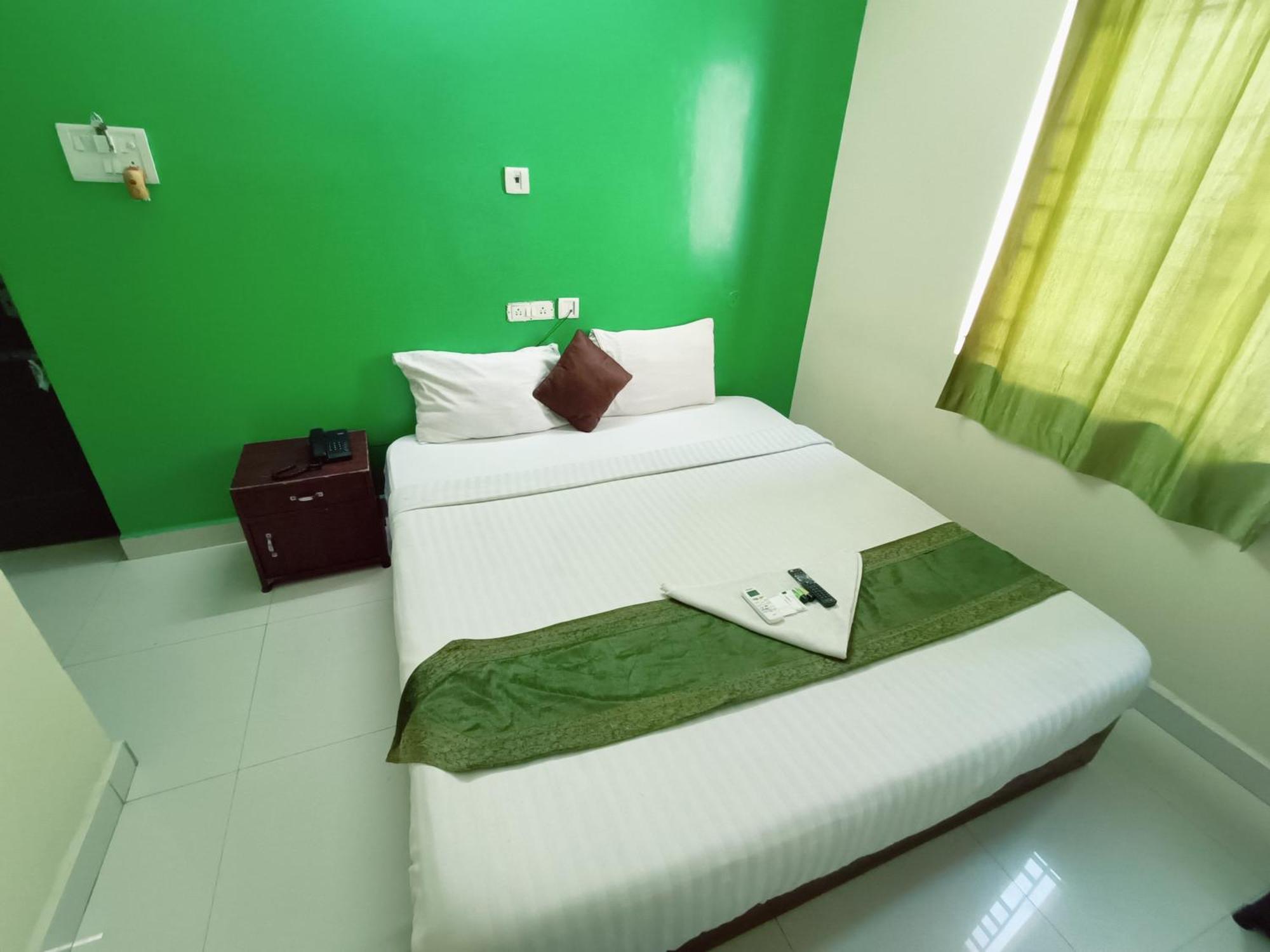 Green Tree Hotel-Near Vfs Global And Ramee Mall Chennai Eksteriør bilde